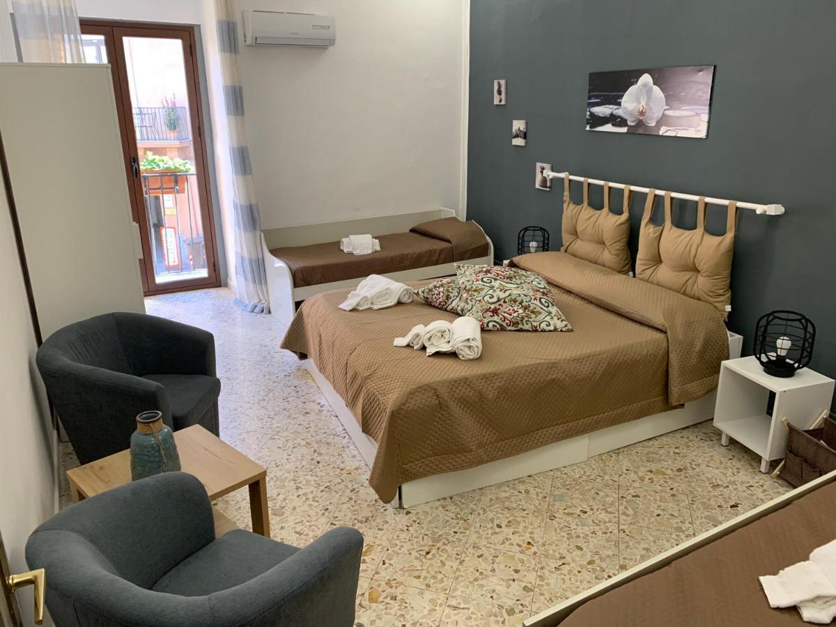 Corte Sant'Anna Apartment Palermo Exterior photo